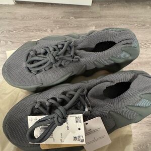 Adidas YEEZY 450
Color: Stone Teal/Size: 5.5/NWT